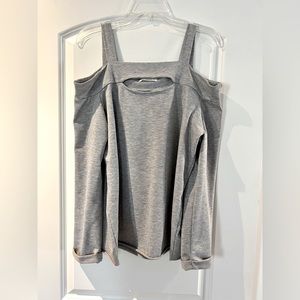 Ceinome Grey Cold Shoulder Sweatshirt - Size Midium